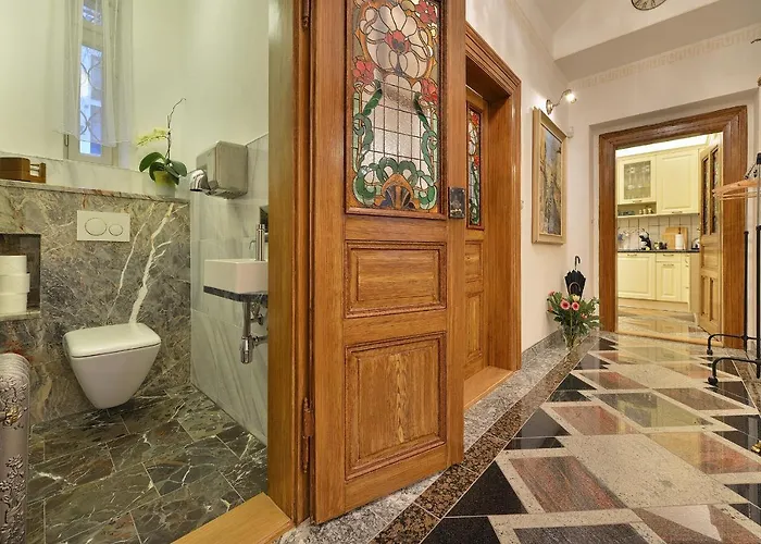 Dalia Janackovo Nabrezi Apartment Prague